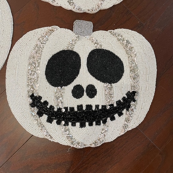 CHRISTIAN SIRIANO “NIGHTMARE BEFORE CHRISTMAS JACK  SKELLINGTON BEADED CHARGERS - Picture 5 of 5